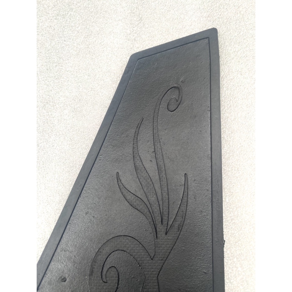 THẢM CAO SU LÓT CHÂN XE ATTILA VICTORIA