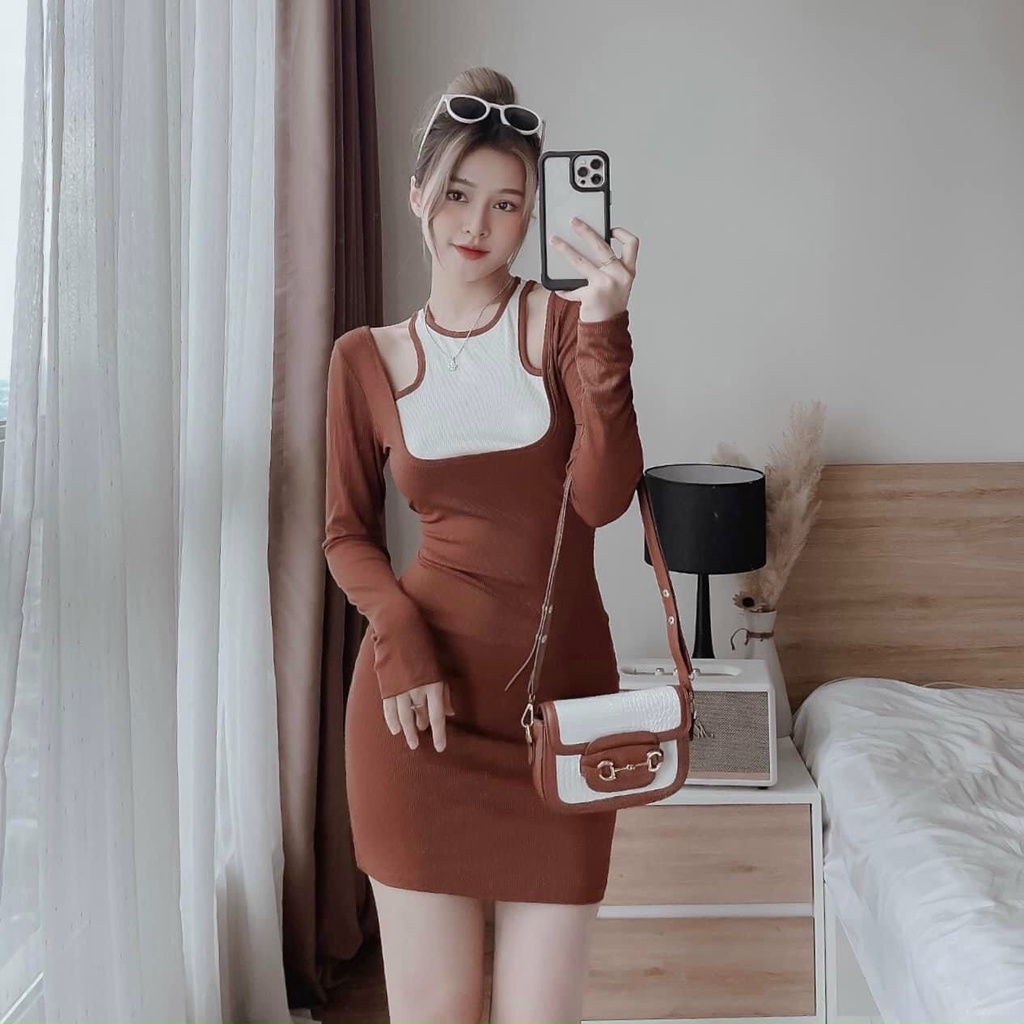 Đầm tay dài phối yếm bản viền màu khoét 2 bên vai ôm body cực xinh , chất thun gân mềm mịn