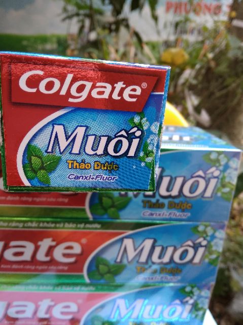 KEM ĐÁNH RĂNG COLGATE MUỐI THẢO DƯỢC 250G