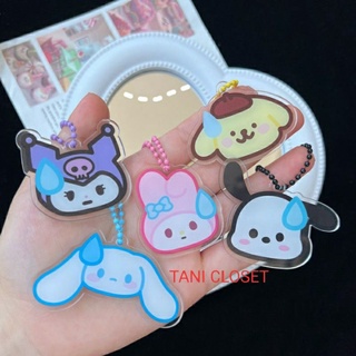 Móc Khóa Nhựa Cứng Emoji Sanrio Bối Rối