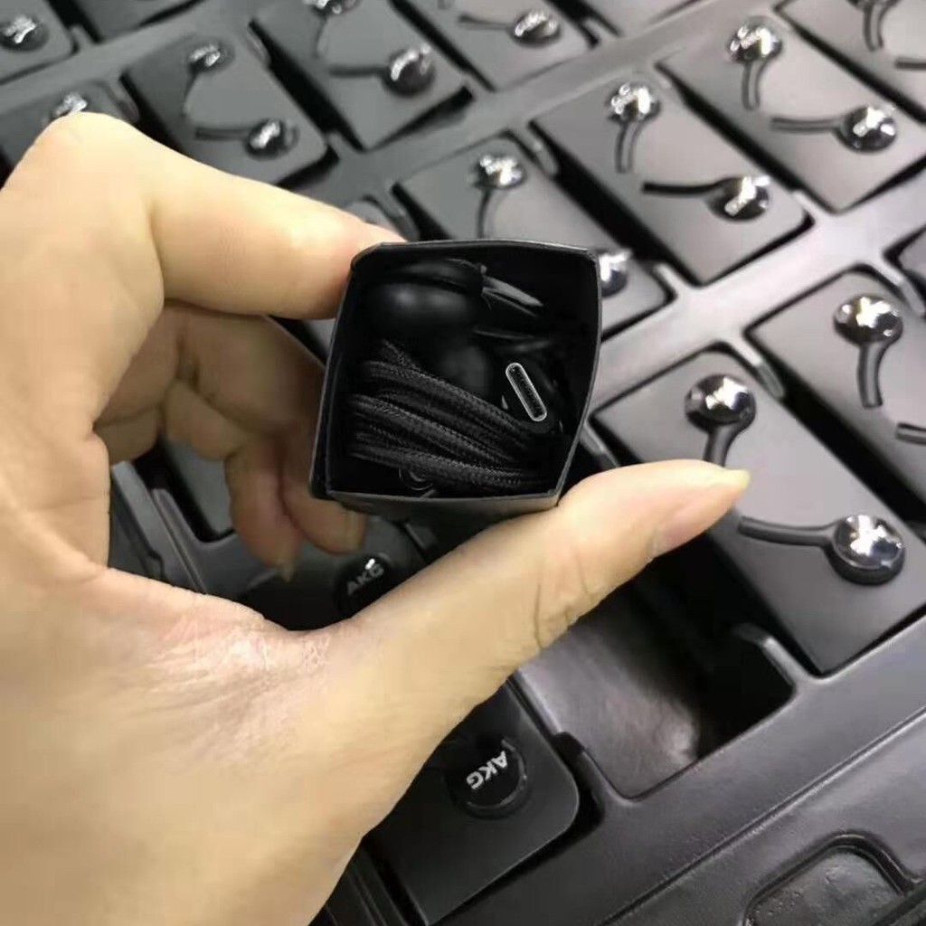 Tai nghe có dây chân Type C và Jack 3.5 giá rẻ, có Mic đàm thoại chống ồn và đầy đủ nút bấm,full box mới 100%