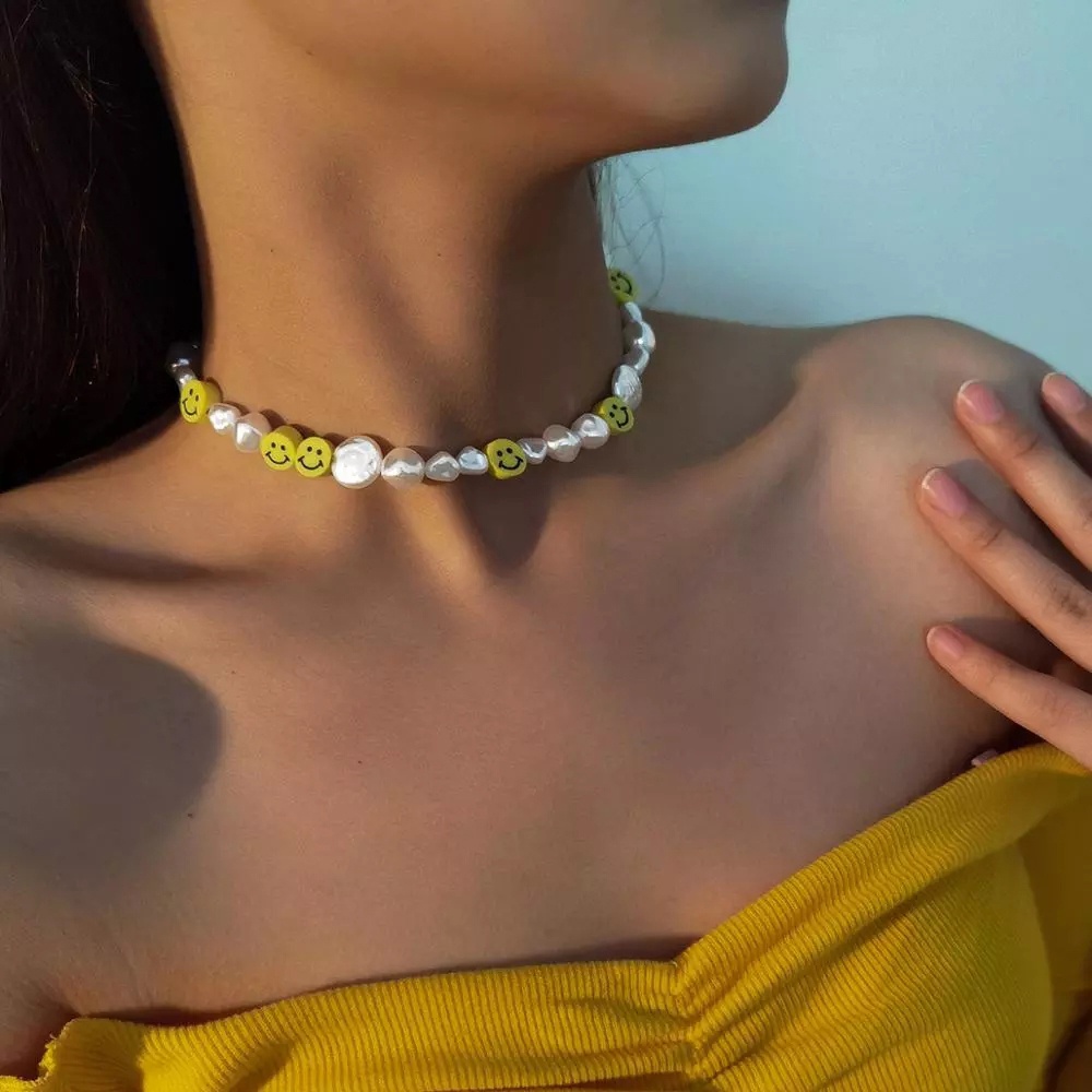 Vòng cổ Choker Mặt Hình Mặt Cười Đính Hạt Ngọc Trai Giả Dễ Thương Phong Cách Hàn Quốc Cho Nữ