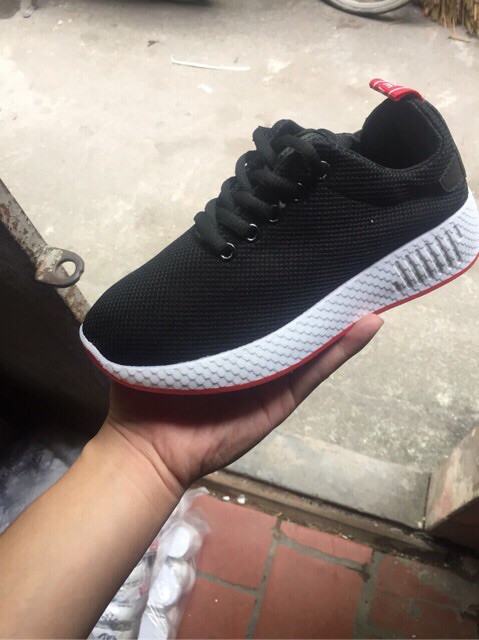 Xả hàng giày vải trơn size 36 màu đen | BigBuy360 - bigbuy360.vn