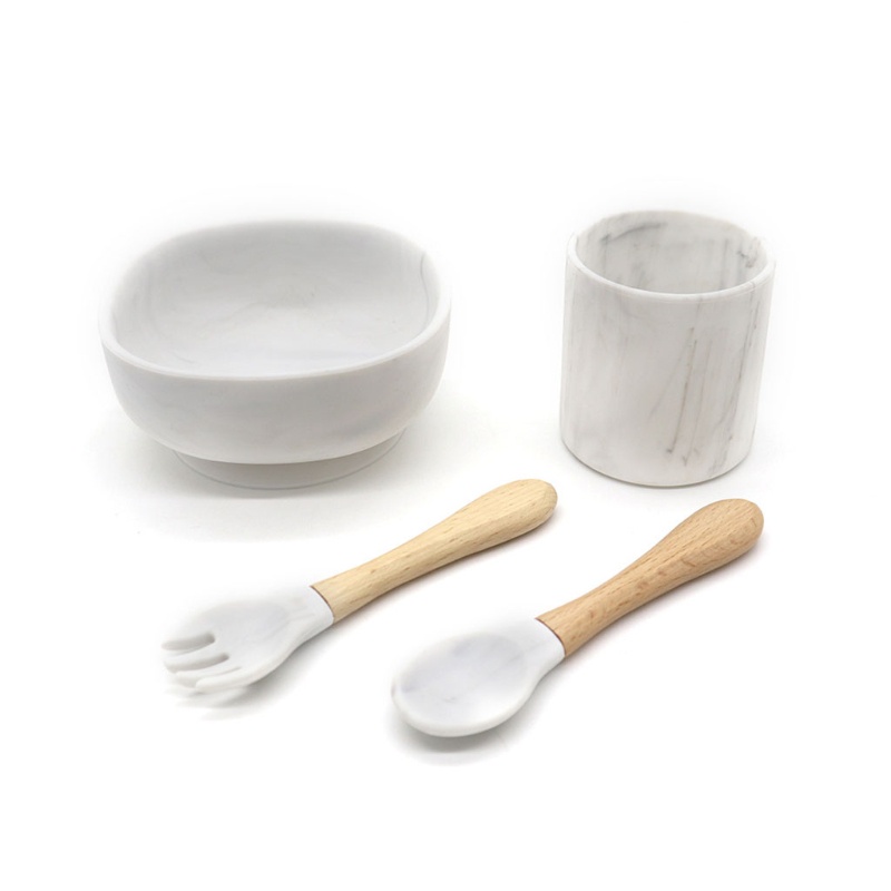 Bộ 4 Dụng Cụ Tập Ăn Bằng Silicone Cho Bé Sơ Sinh