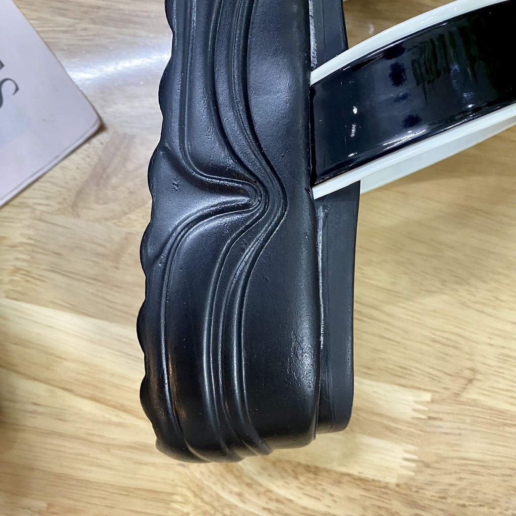 Dép cao gót nữ đế bằng 4 phân WOMENSTYLE 2 quai ngang cực xinh đế cao su chống trơn 2 màu trắng đen LÙI 1 size mã TD25