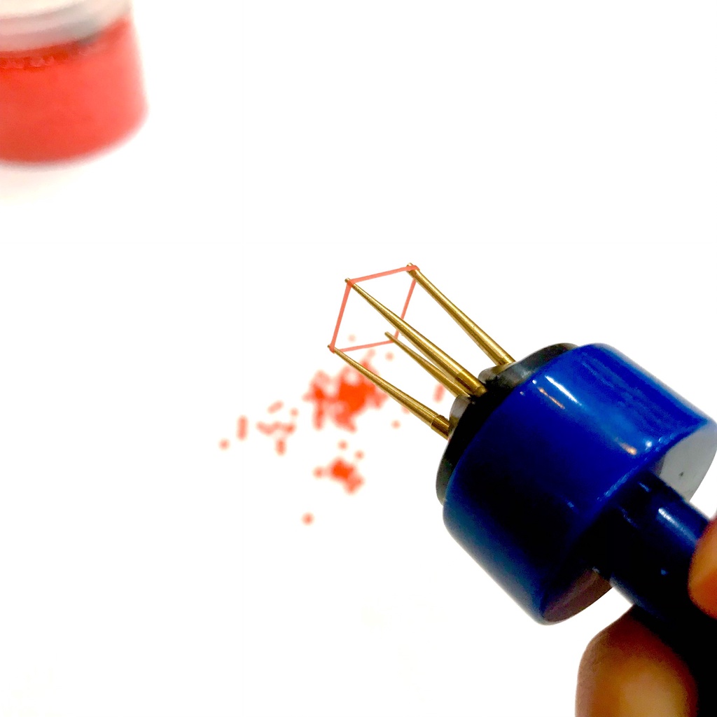 Lọ Chun 10.000 cái kèm kẹp (nịt) Gắp Giun, Gắp Mồi Viên, thích hợp câu đơn, câu đài,...