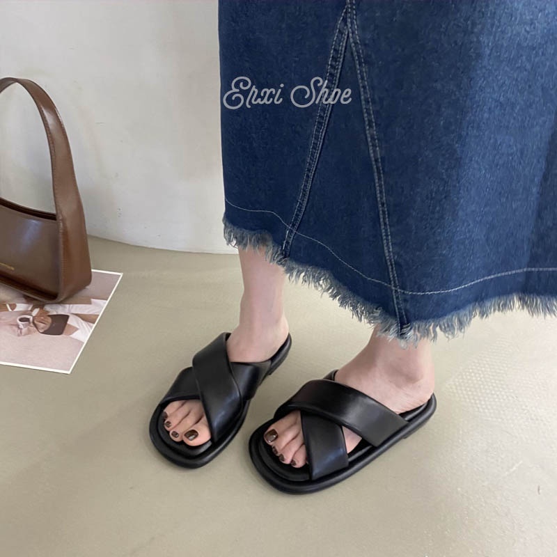 Dép Quai Chéo Thời Trang Nữ Tính
