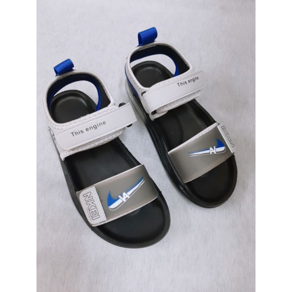 Sandal bé trai mềm , nhẹ