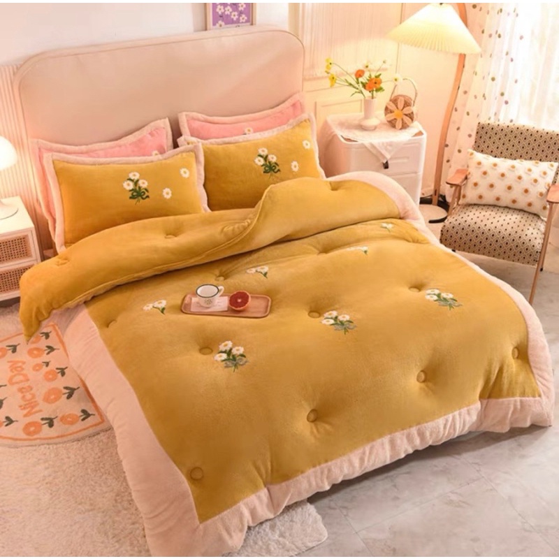 Chăn Lông Thỏ Thêu Hoa Cúc_Siêu Giữ Nhiệt_Hàng Nhập Khẩu Nguyên Tem Mác