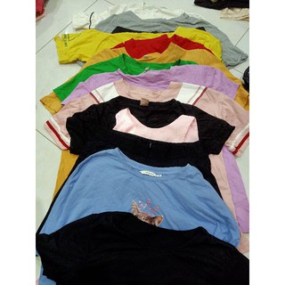 combo áo thun khách chọn trên live Shopee