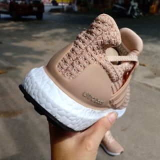 Giày thể thao Ultra boost Nâu đất, đen, trắng