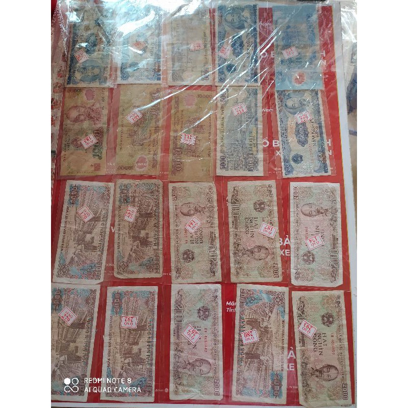 Vỉ bóc trúng thưởng tiền 300 tưm