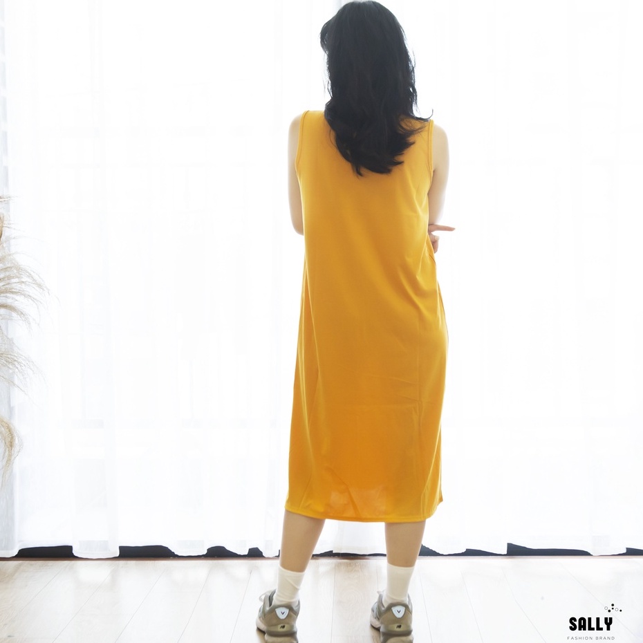 Váy suông sát nách