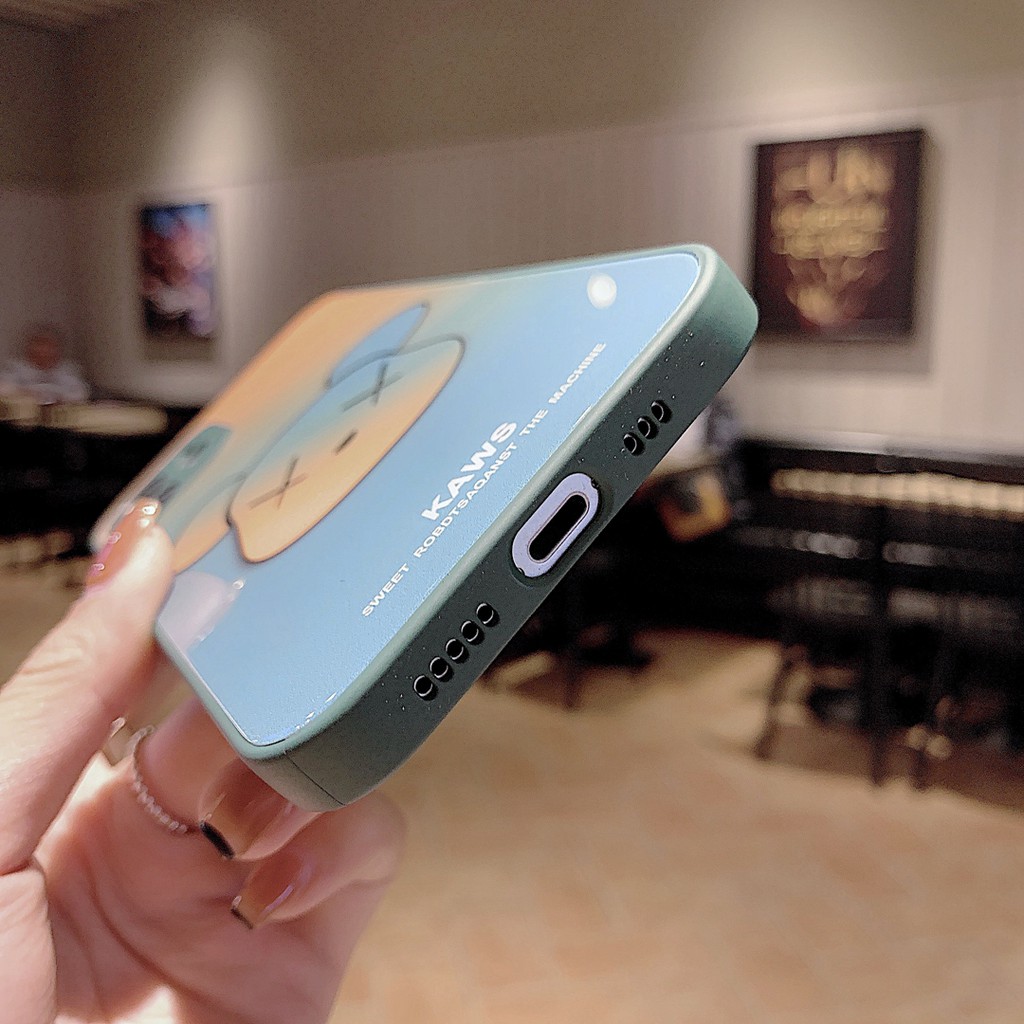 Ốp điện thoại họa tiết gấu KAWS cho Iphone 12 Pro Max 11 Pro Max Xs Max Xr X 7 8 Plus | BigBuy360 - bigbuy360.vn