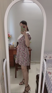Jum váy hoa