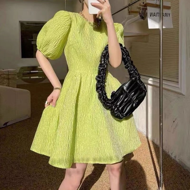 Vải Gấm Xốp Ép cao cấp nhà Lavie dày dặn, giữ form dáng chuẩn, vải may đầm, trang phục cưới, váy xoè