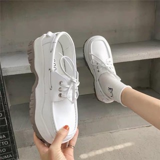 Giày ulzzang đế cao siêu hack dáng