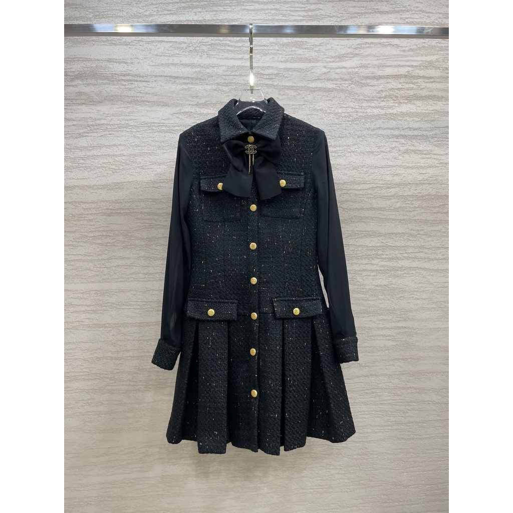 Váy len xếp li dài tay Channel thời trang