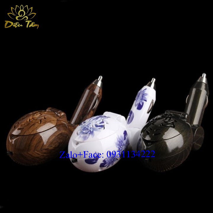 Tẩu xông trầm hương bằng điện trên ô tô