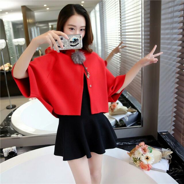 Áo khoác len cánh dơi dễ thương