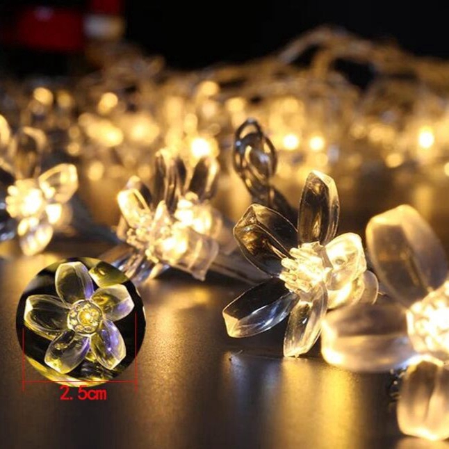 Dây đèn LED 40 bóng hình hoa đào dài 4m đẹp mắt