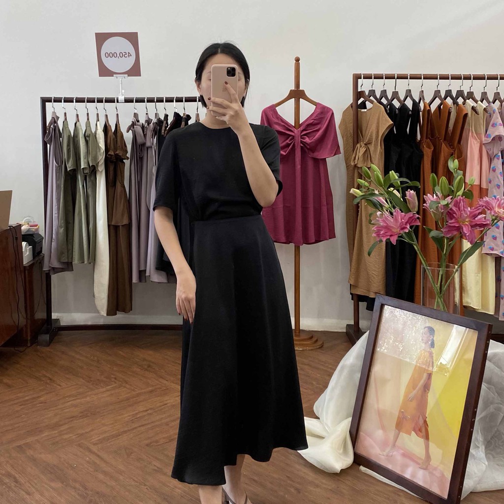 [Mã FAMALLT5 giảm 15% đơn 150k] MAUVE - Đầm lụa THANH | BigBuy360 - bigbuy360.vn