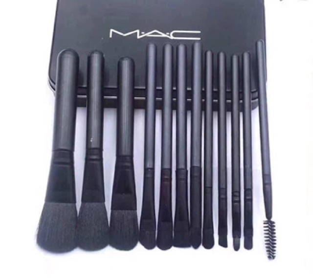 Bộ cọ trang điểm 12 cây MAC