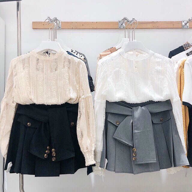 [Mã FAMARAL1 giảm 10K đơn 50K] Áo sơ mi nữ ren dài tay đẹp hai lớp dáng suông cổ tròn màu trắng be đi làm đi chơi TNT | BigBuy360 - bigbuy360.vn