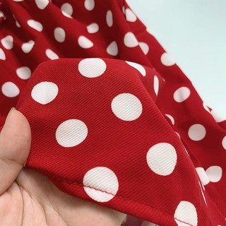 Váy chấm bi đỏ cho bé