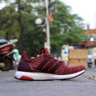 Giầy Utra boost đen đế trắng( Ảnh thật +video)
