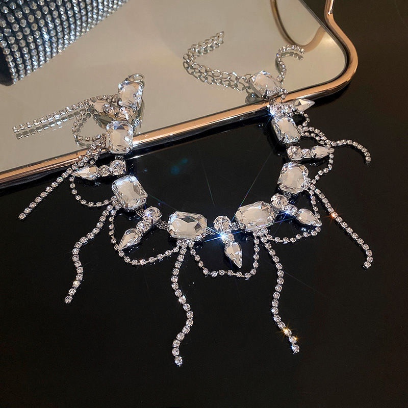 Dây Chuyền Dát Kim Cương Sang Trọng Nhẹ Nhàng Phong Cách Âu Mỹ