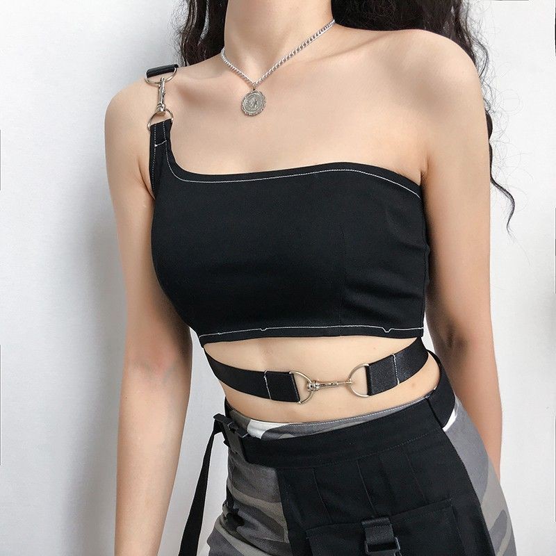 Áo croptop cut-out chain ulzzang