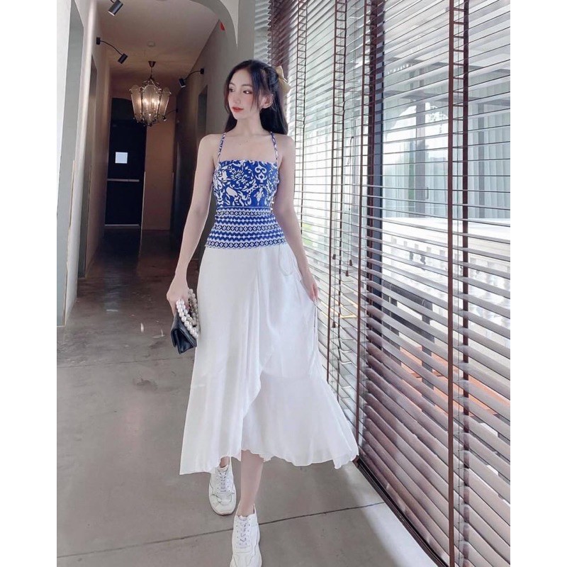Áo crop thổ cẩm + chân váy yoona