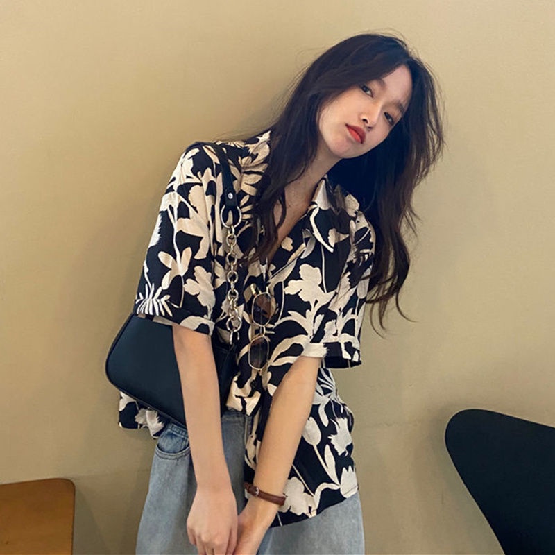 Áo sơ mi nữ tay ngắn in hoa mùa hè 2021