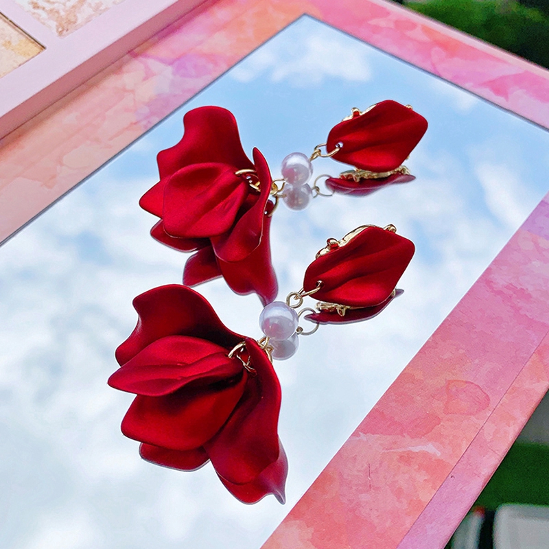 Khuyên Tai Nữ Trang Dáng Dài Tạo Hình Hoa Độc Đáo