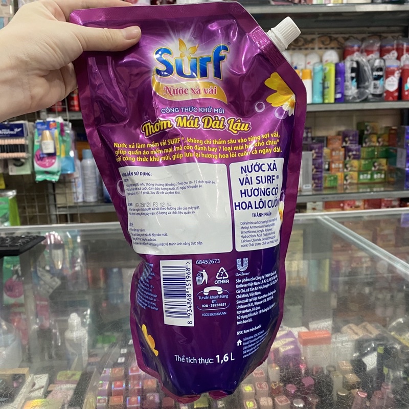 Nước xả vải Surf hương lôi cuốn túi 1.6 lít
