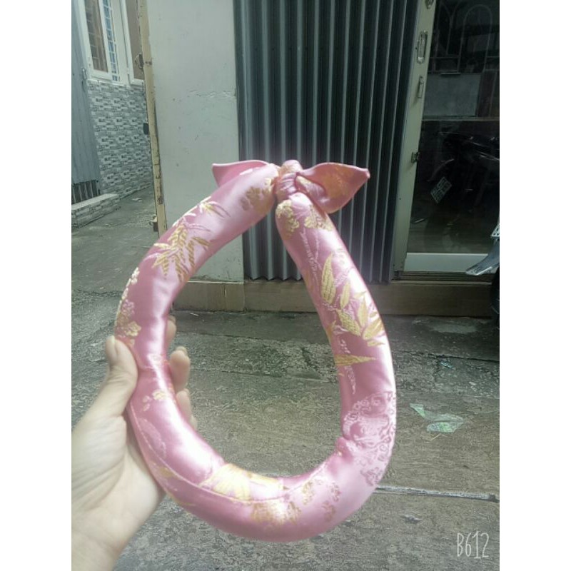 mấn đội đầu cho bé gái