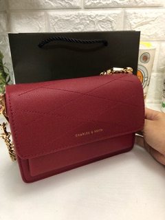 Túi charles & Keith hàng Auth( sẵn 1 đỏ)