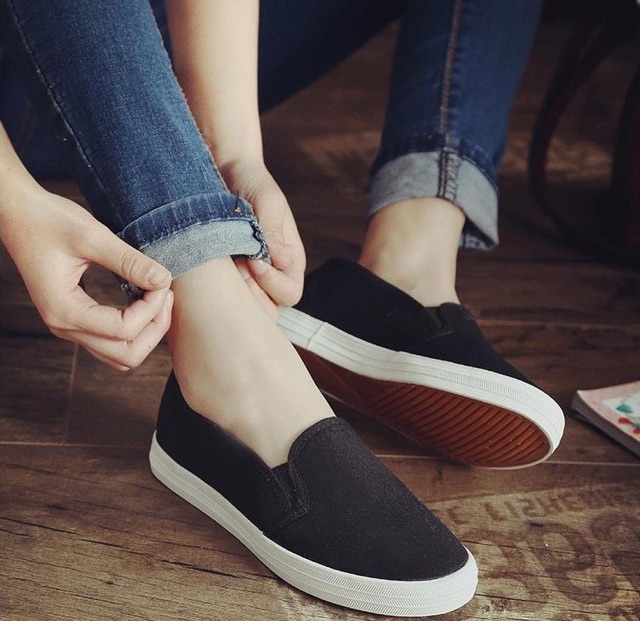 Giày slip on trơn | BigBuy360 - bigbuy360.vn