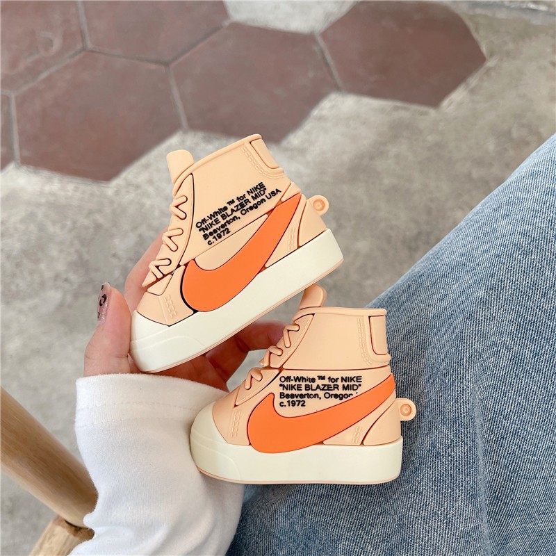 OFF WHITE Vỏ Đựng Bảo Vệ Hộp Sạc Tai Nghe Airpods 1 / 2 Hình Chiếc Giày Ngộ Nghĩnh