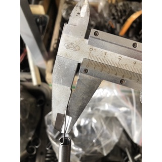 Lò xo kéo phi 10 (sợi 1mm -1.2mm dài 12-13cm)