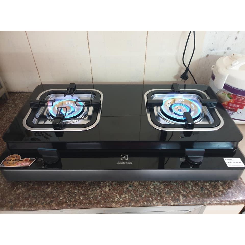Bếp gas Electrolux ETG728GKR Tr bày Mới 99%+Tặng dây gas-Tiết kiệm 15% gas,Đánh lửa Magneto,Đầu đốt bằng đồng thau