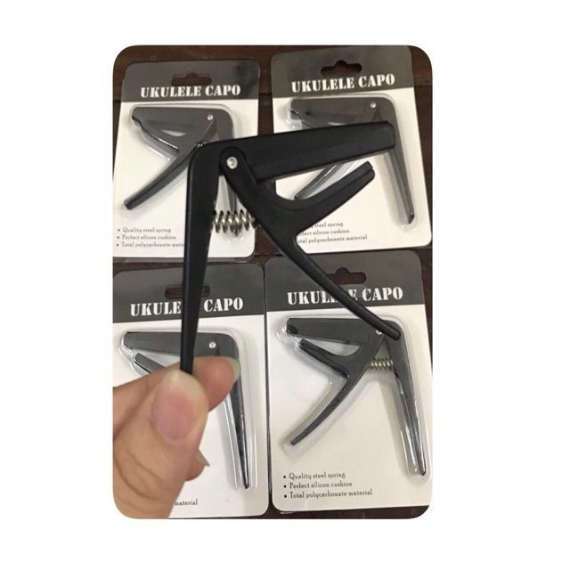 Capo ukulele các màu ( tặng kèm pick gảy )