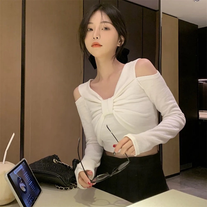 Áo Len Nữ Dài Tay Màu Đen Trắng Xanh Cổ V Nơ Trễ Hở Vai Loại 1 Phong Cách Hàn Quốc Tiểu Thư Điệu Nữ Tính