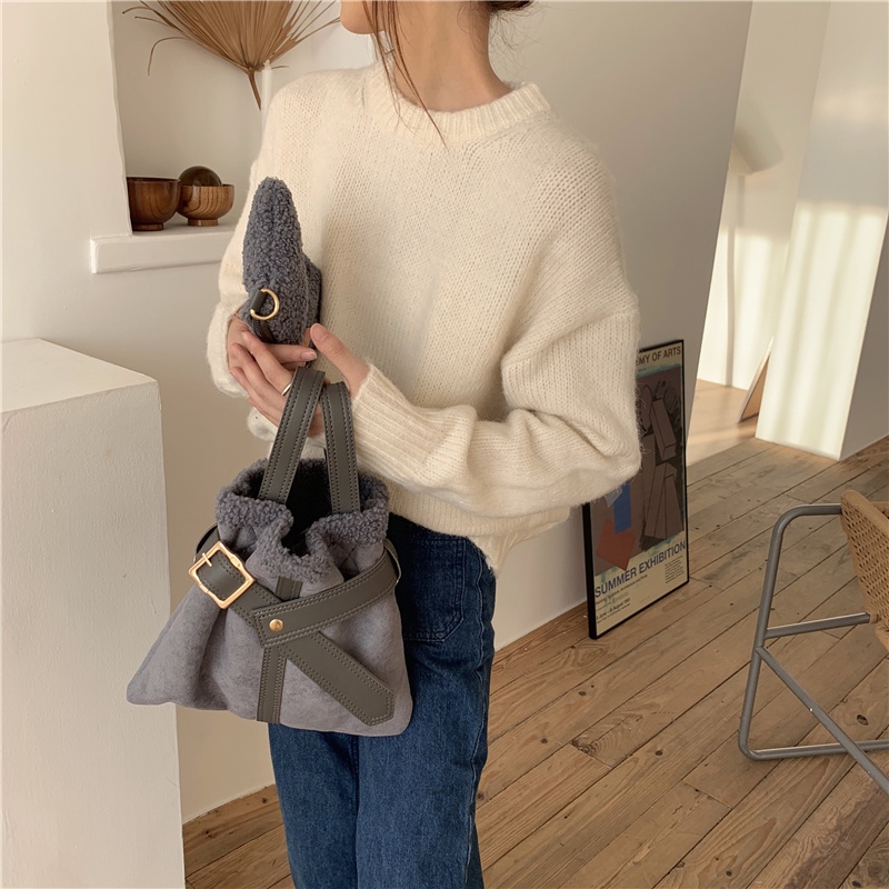 Túi đeo vai IELGY bằng vải lông có 2 màu dành cho bạn nữ