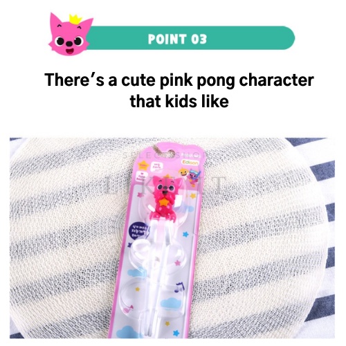 Đũa tập ăn hình cá mập hồng và tay phải dành cho trẻ em miễn phí vận chuyển từ Hàn Quốc