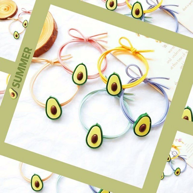 Cột tóc quả bơ