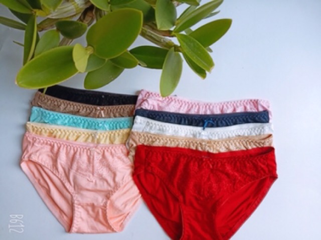 10 Quần lót cotton phối ren trước
