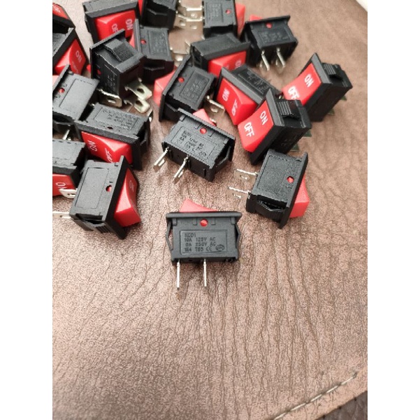 Công tắc đèn bàn On Off bập bênh nút đỏ 1 chiều 2 chân