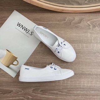 Giày sục nữ slipon sports hai khuy êm chân